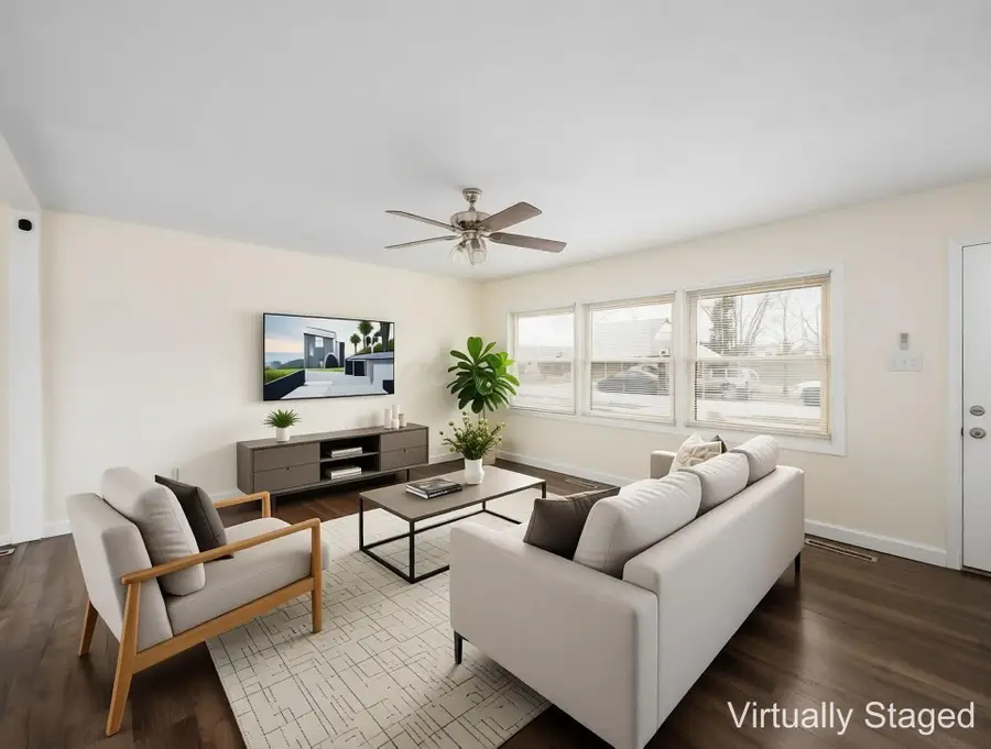 3779 Irwin Avenue, Grove City, OH 43123 - #3