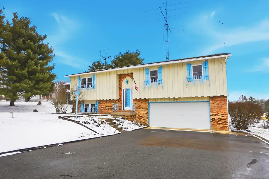 86 North Court, Thornville, OH 43076 - #3