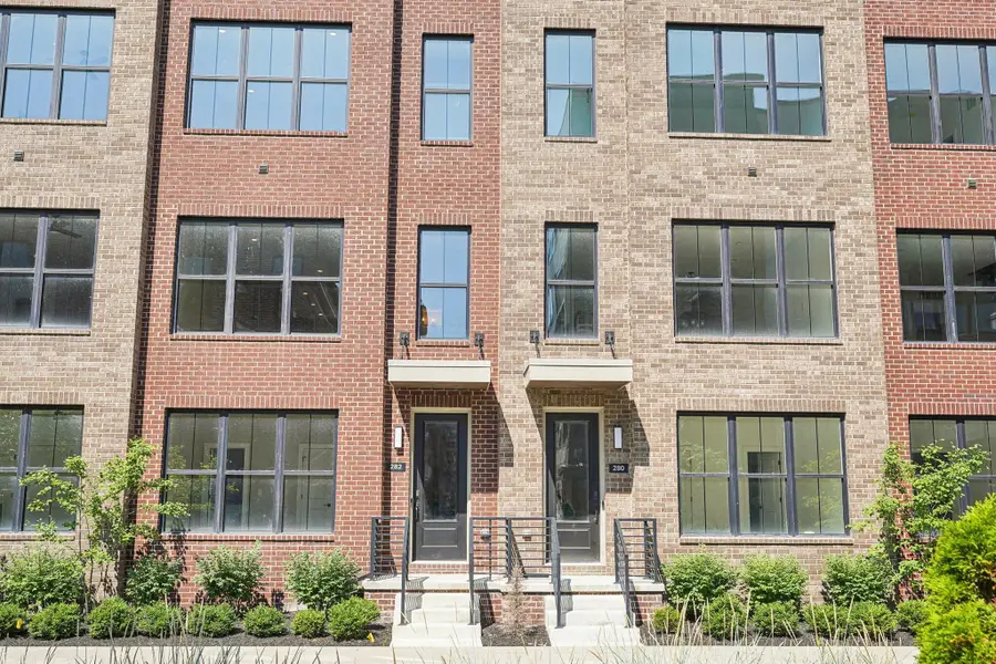 282 Dickenson Street, Columbus, OH 43215 - #2