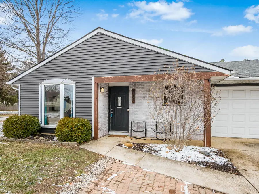 3996 Deer Lake Way, Columbus, OH 43204 - #2