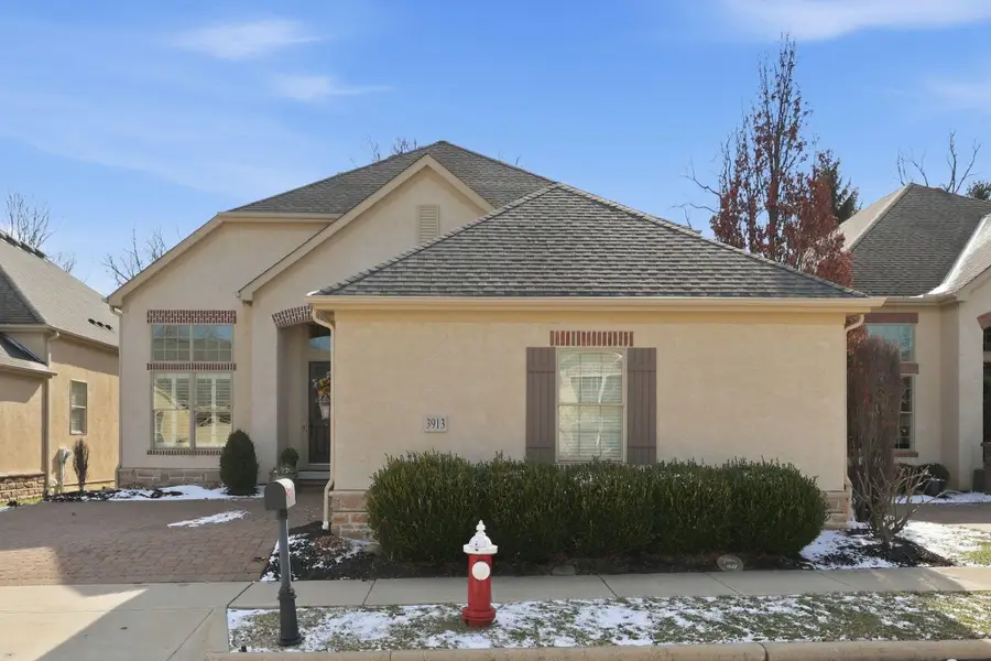 3913 Shadowstone Way, Columbus, OH 43221 - #2