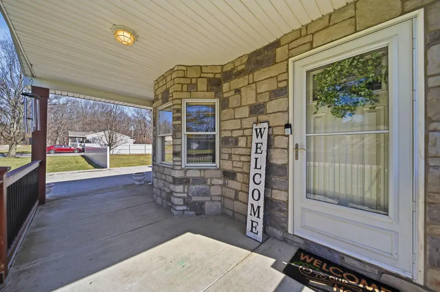 5382 Kirkwood Drive, Grove City, OH 43123 - #2