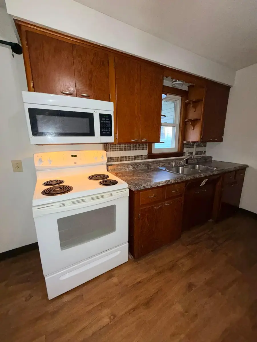 810 N Eastwood Avenue N, Lancaster, OH 43130 - #3