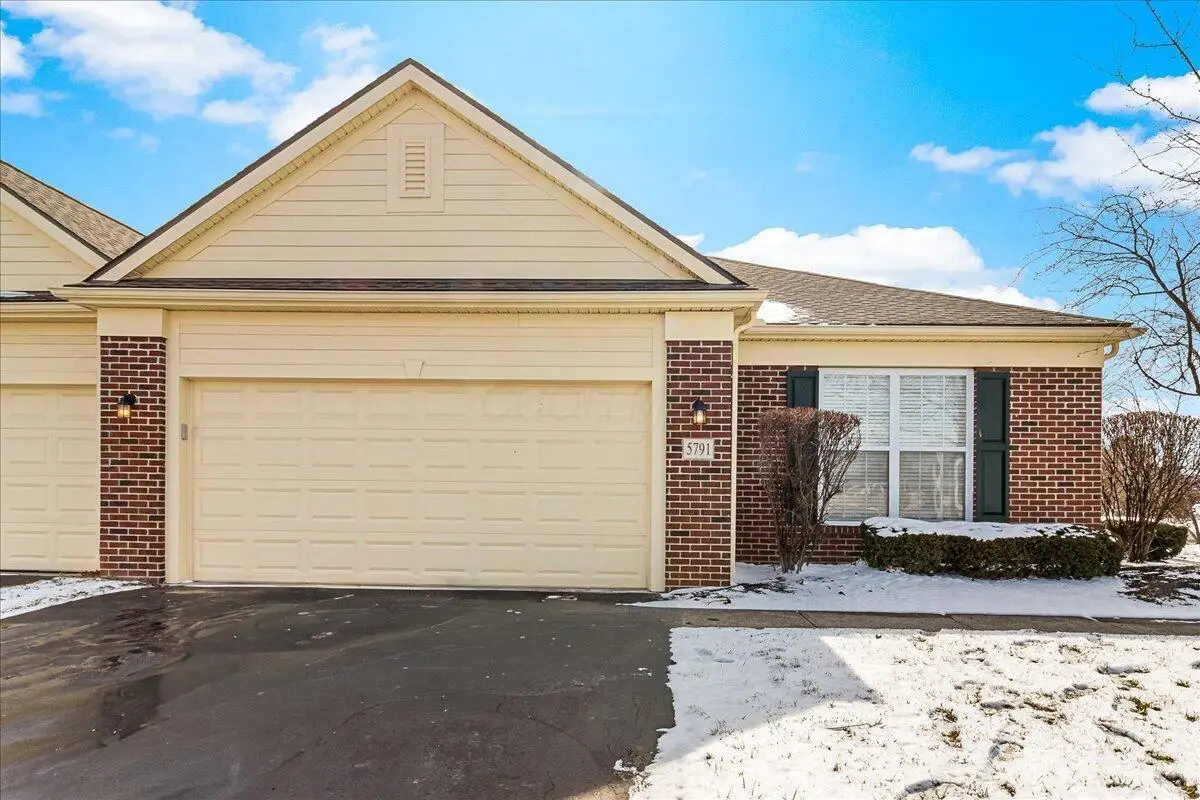 5791 Burke Circle, New Albany, OH 43054 - #1