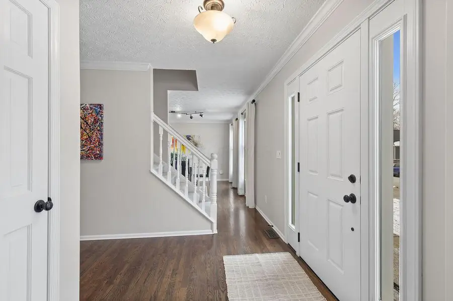 424 Whitaker Avenue S, Powell, OH 43065 - #2