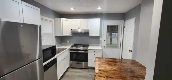 2459 NE Meredith Drive Ne, Columbus, OH 43219