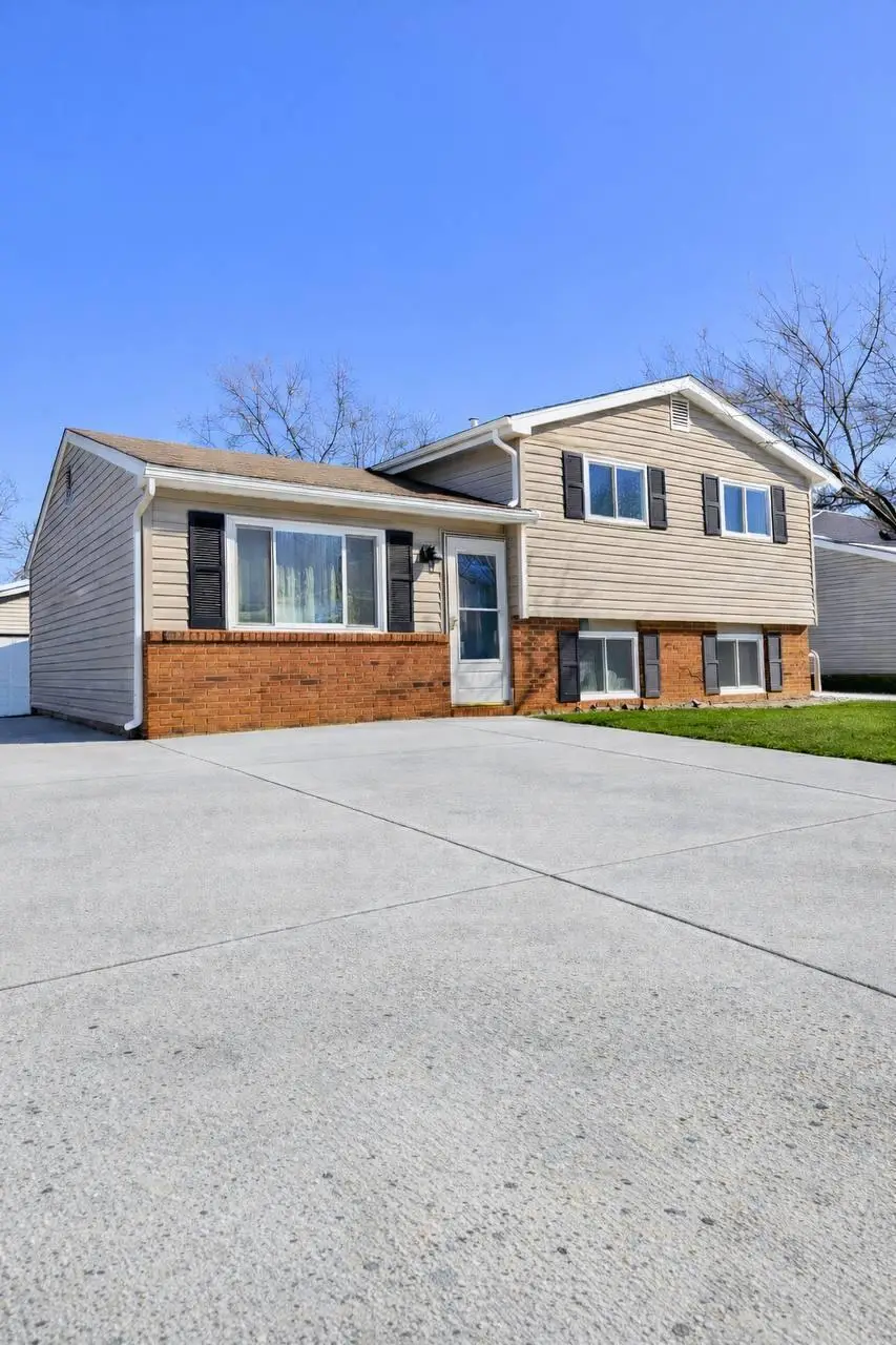 3516 Meadow Valley Street, Columbus, OH 43207 - #1