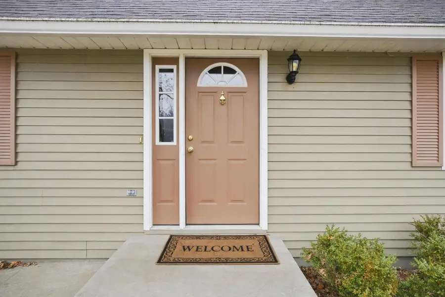 658 Knoll Drive, Granville, OH 43023 - #2