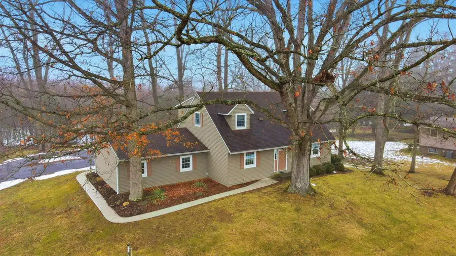 658 Knoll Drive, Granville, OH 43023 - #3