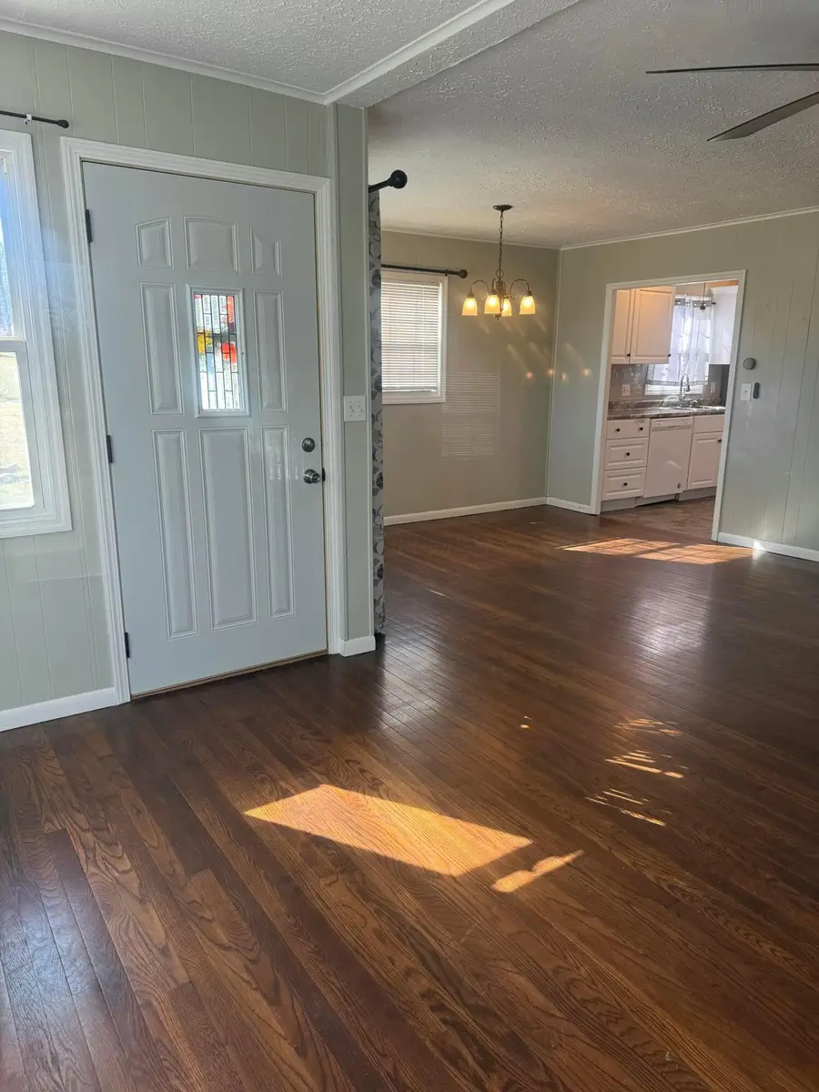 811 Mayflower Avenue, Mansfield, OH 44903 - #3