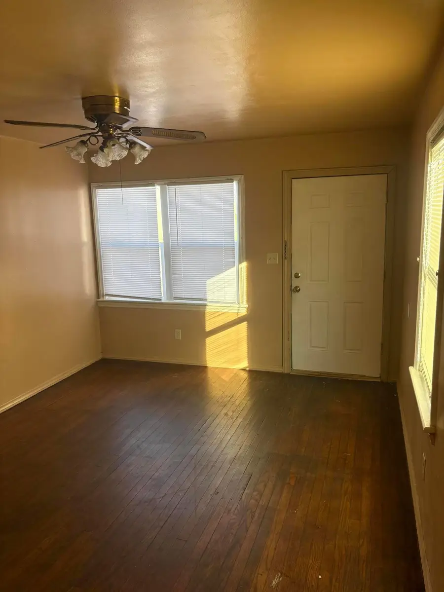 1437 E 19th Avenue, Columbus, OH 43211 - #2