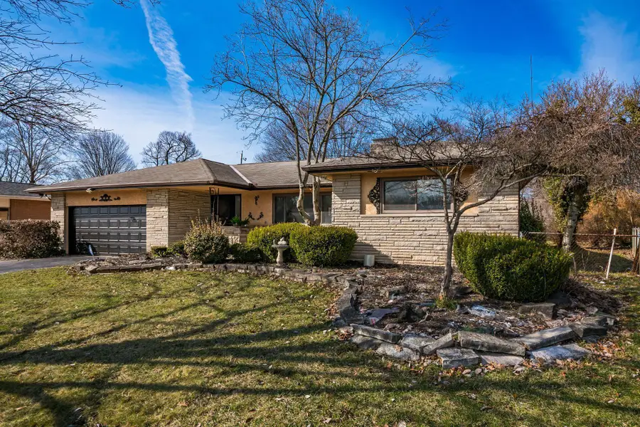 1423 Cottingham Court E, Columbus, OH 43209 - #3