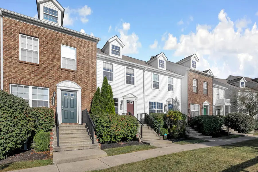 1010 Hartford Village Boulevard, Columbus, OH 43228 - #3