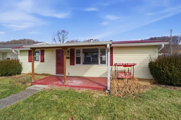 1030 3rd Street, Logan, OH 43138