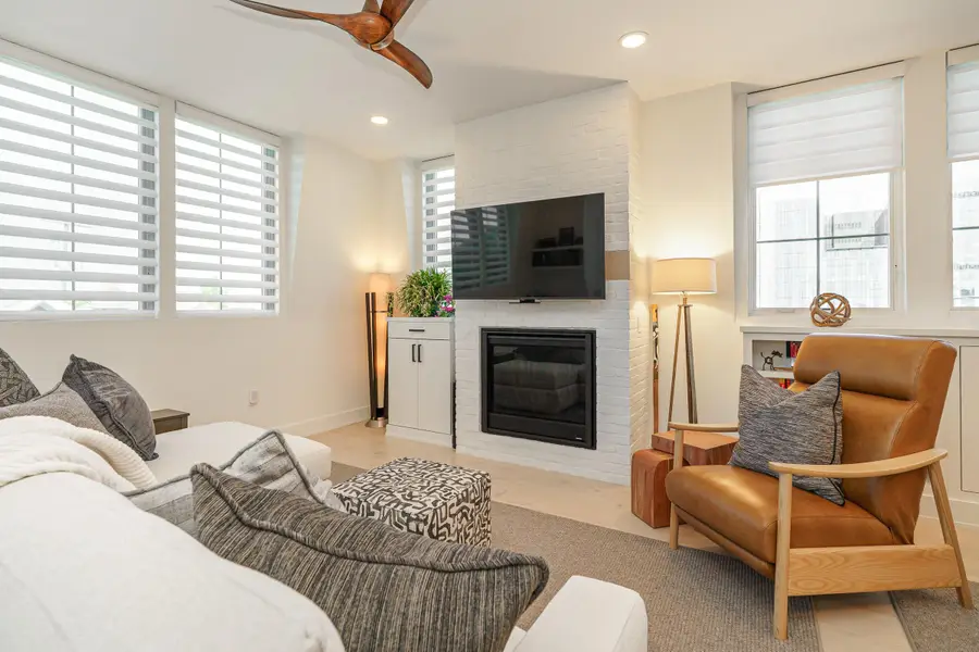 564 Lathrop Street, Columbus, OH 43206 - #2