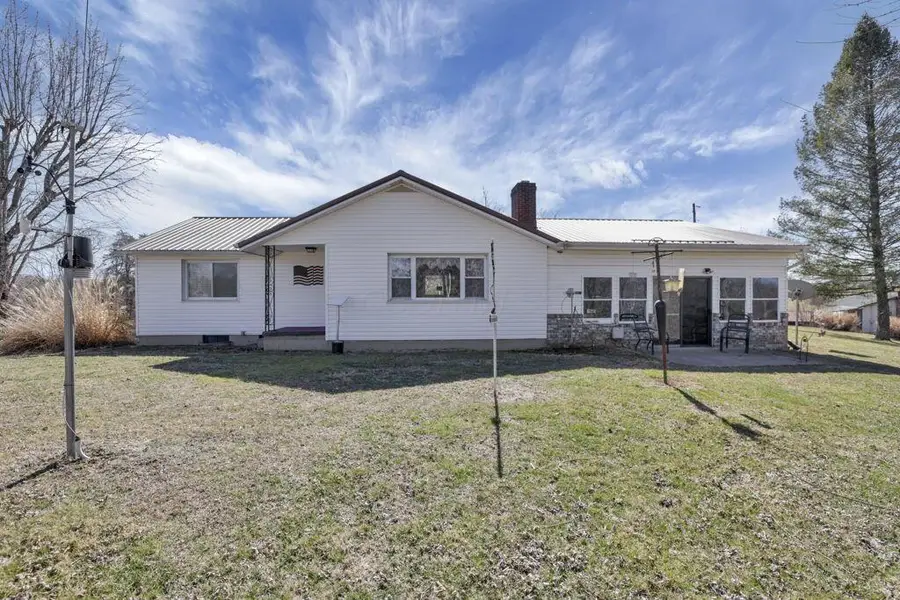 26039 State Route 180, Rockbridge, OH 43149 - #2