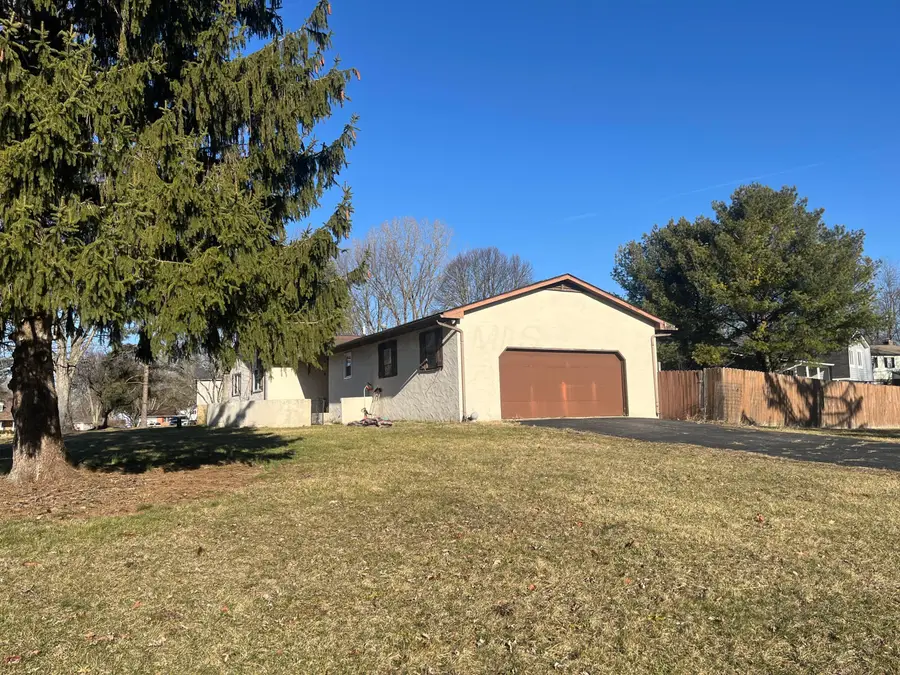 15 Dover Court Sw, Reynoldsburg, OH 43068 - #2