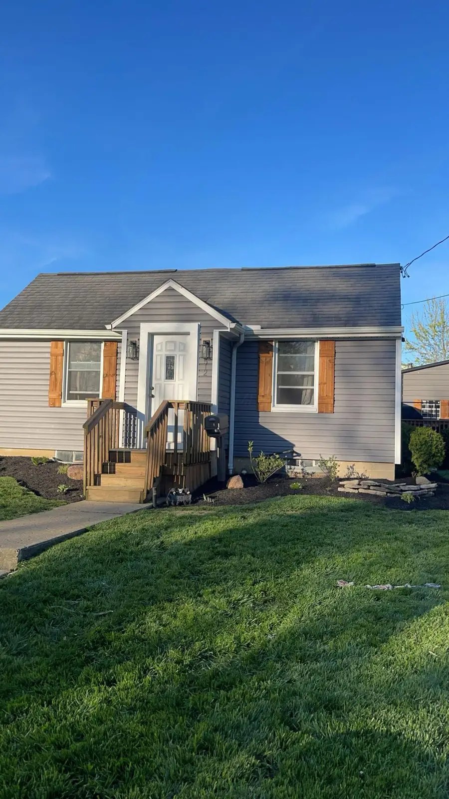 512 Hawthorne Avenue, London, OH 43140 - #2