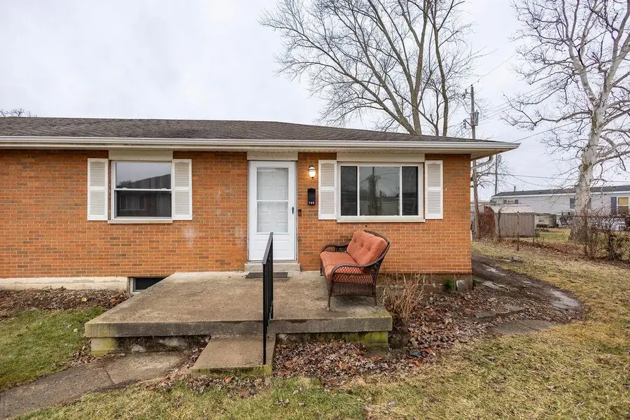 704-706 Kirkwood Drive, West Jefferson, OH 43162 - #3