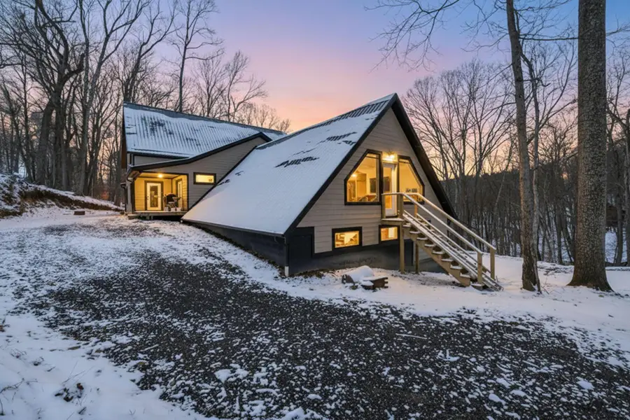 670 Natchez Lane, Sugar Grove, OH 43155 - #2