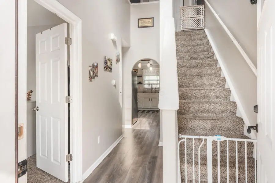 102 Parkdale Drive, Johnstown, OH 43031 - #3