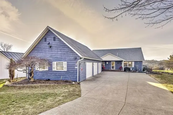 3807 Apple Valley Drive, Howard, OH 43028