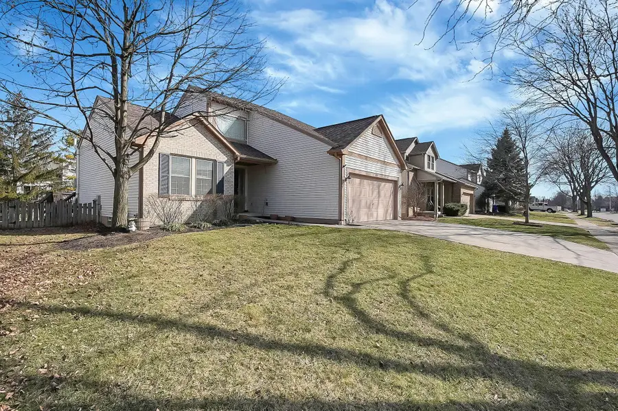 824 Cape Henry Drive, Columbus, OH 43228 - #2