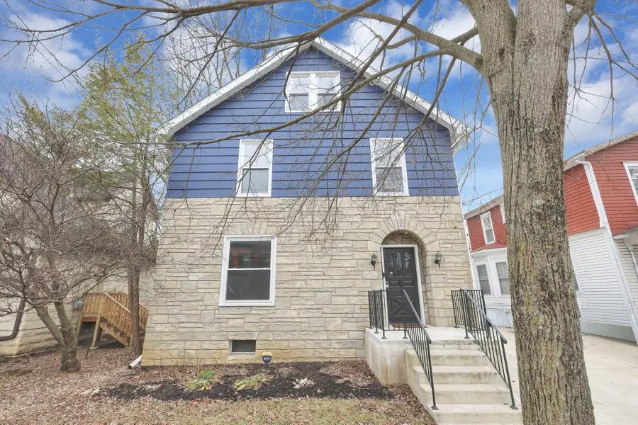 115 W Central Avenue, Delaware, OH 43015 - #2