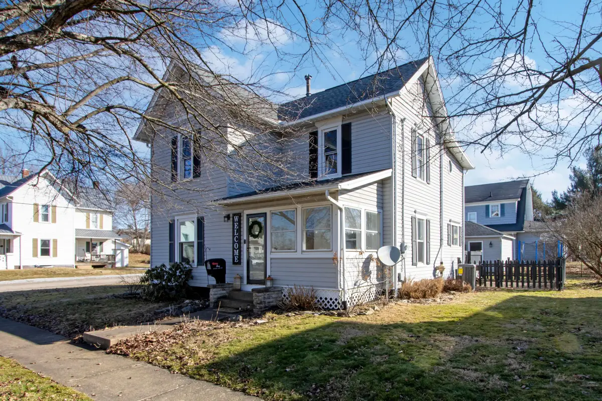 334 N Wood Street, Loudonville, OH 44842 - #1