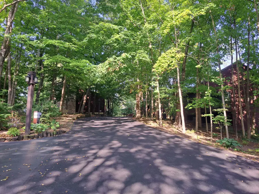 392 Hickory Lane, Westerville, OH 43081 - #3