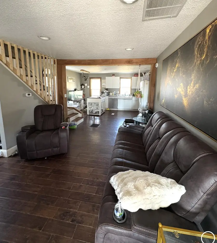 327 Moreland Street, Saint Louisville, OH 43071 - #2