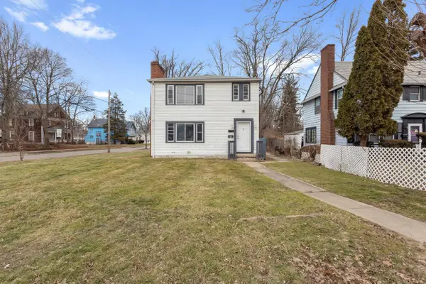 710 Copley Road, Akron, OH 44320