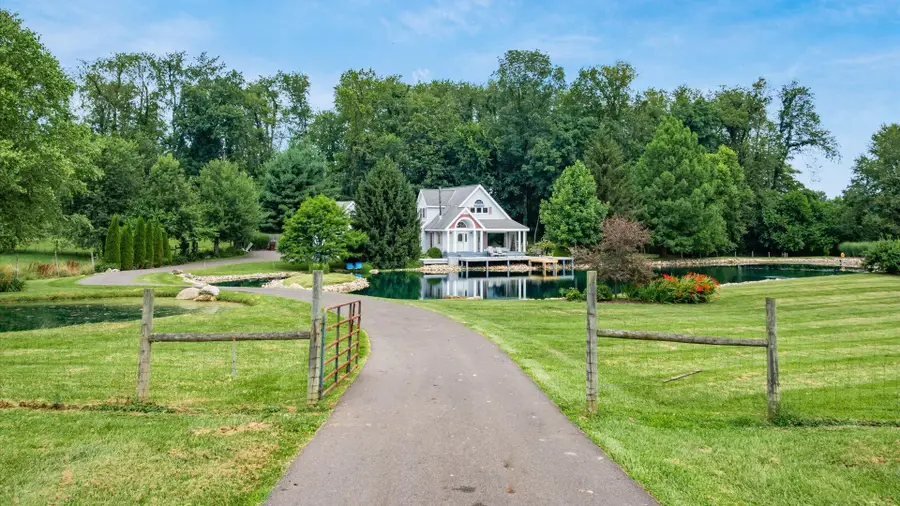 15745 Lower Fredericktown Amity Road, Fredericktown, OH 43019 - #2