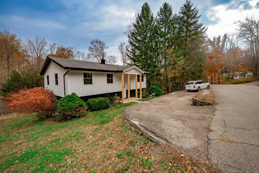 403 Virginia Lane, Waverly, OH 45690 - #2