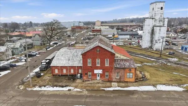 409 W Gambier Street, Mount Vernon, OH 43050