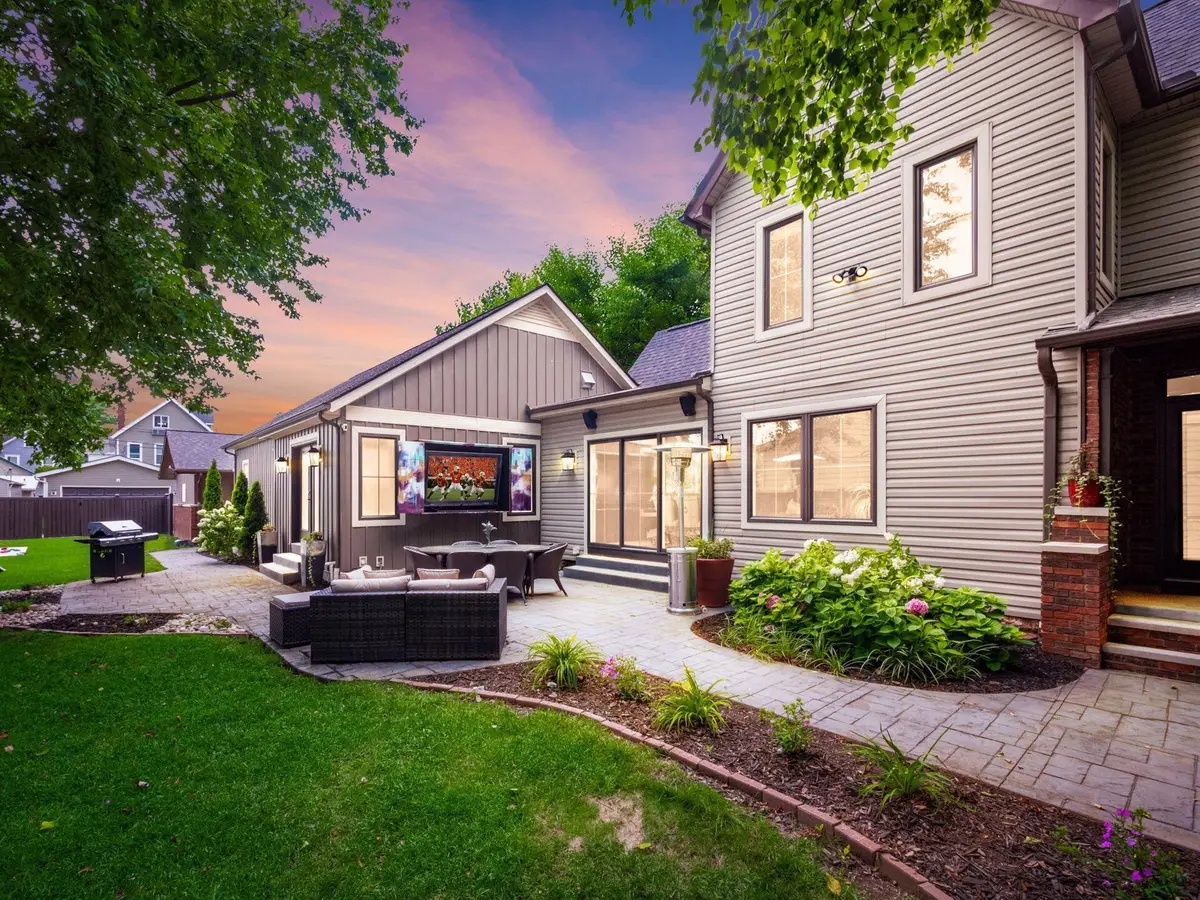 487 E Beck Street, Columbus, OH 43206 - #1