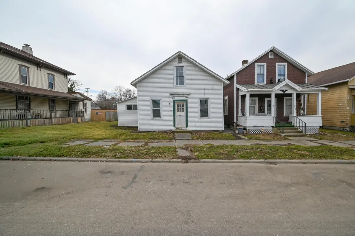 317 E Rensselaer Street, Bucyrus, OH 44820 - #1