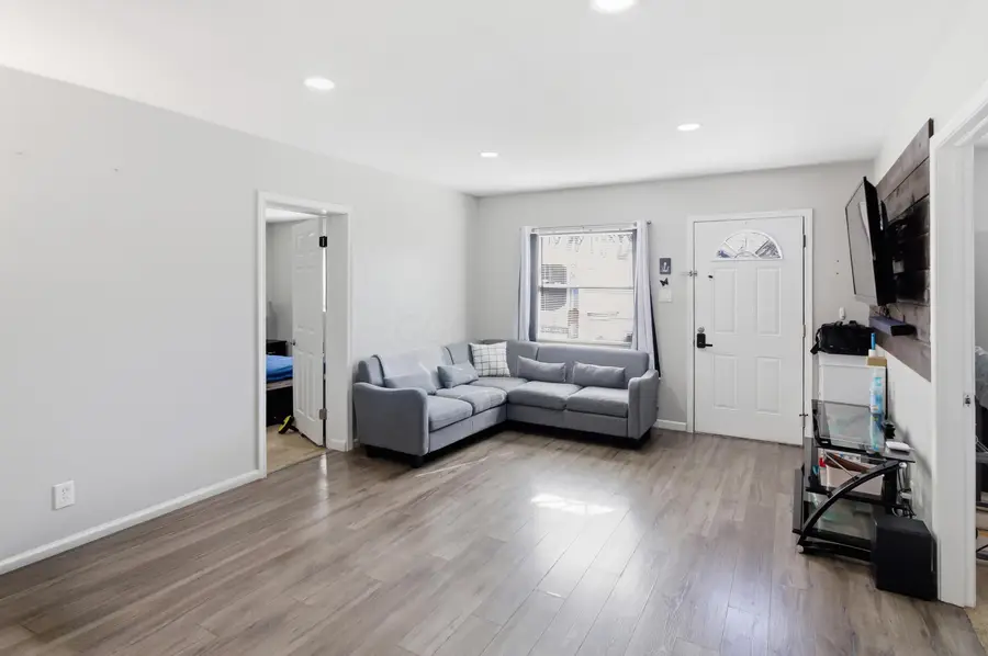 272 Southard Drive, Columbus, OH 43207 - #2