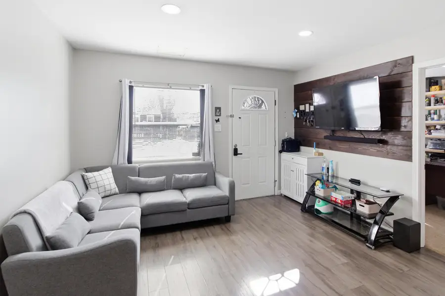 272 Southard Drive, Columbus, OH 43207 - #3