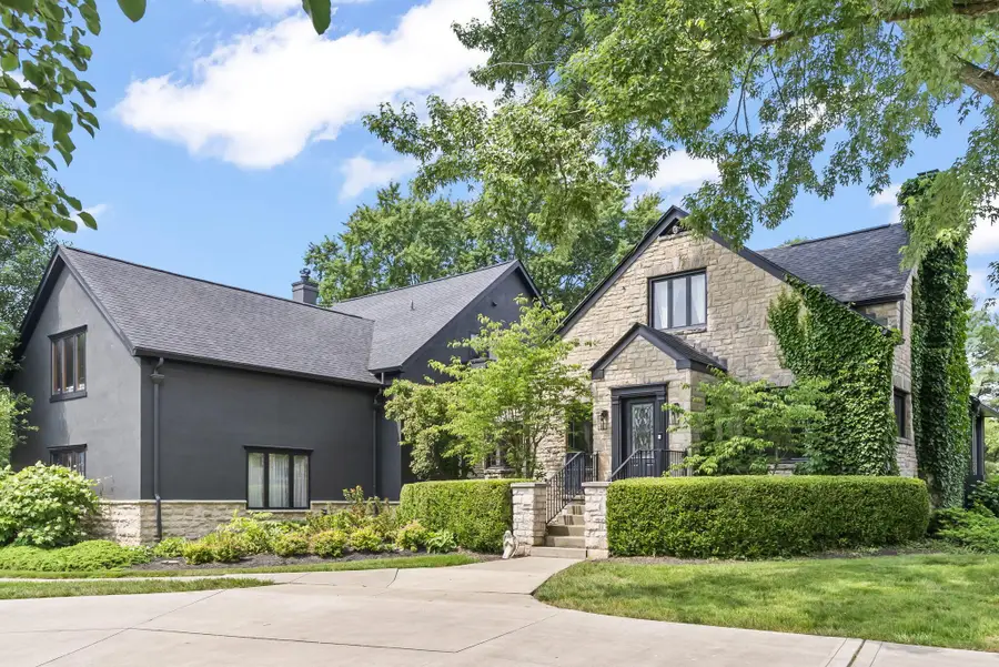 2946 Lewis Center Road, Lewis Center, OH 43035 - #3