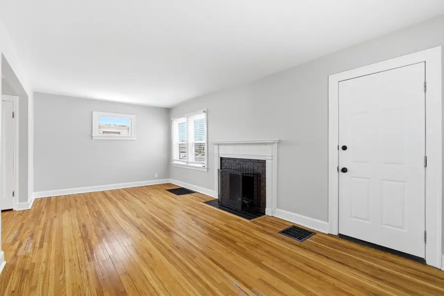 712 Chelsea Avenue, Columbus, OH 43209 - #2