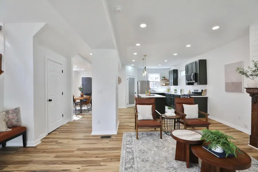 423 Stoddart Avenue, Columbus, OH 43205 - #3