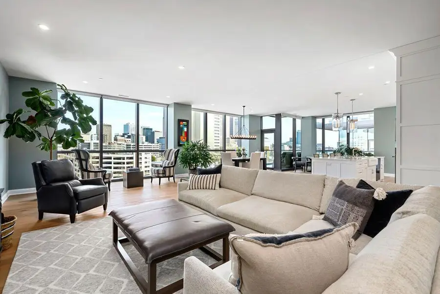 225 John H Mcconnell Boulevard, Columbus, OH 43215 - #3