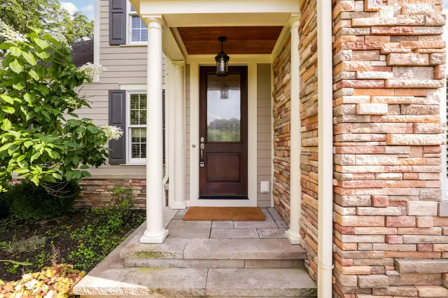 6577 Plesenton Drive S, Worthington, OH 43085 - #3