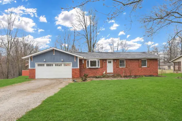 237 Riva Ridge Road Sw, Pataskala, OH 43062