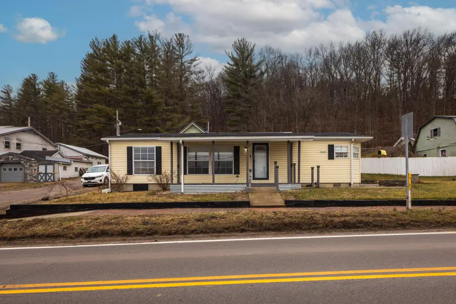 12 E Main Street, Glouster, OH 45732 - #2