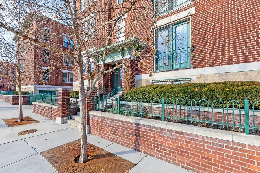 112 E Mound Street, Columbus, OH 43215 - #3