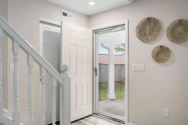 7783 Meadowlark Lane S, Reynoldsburg, OH 43068