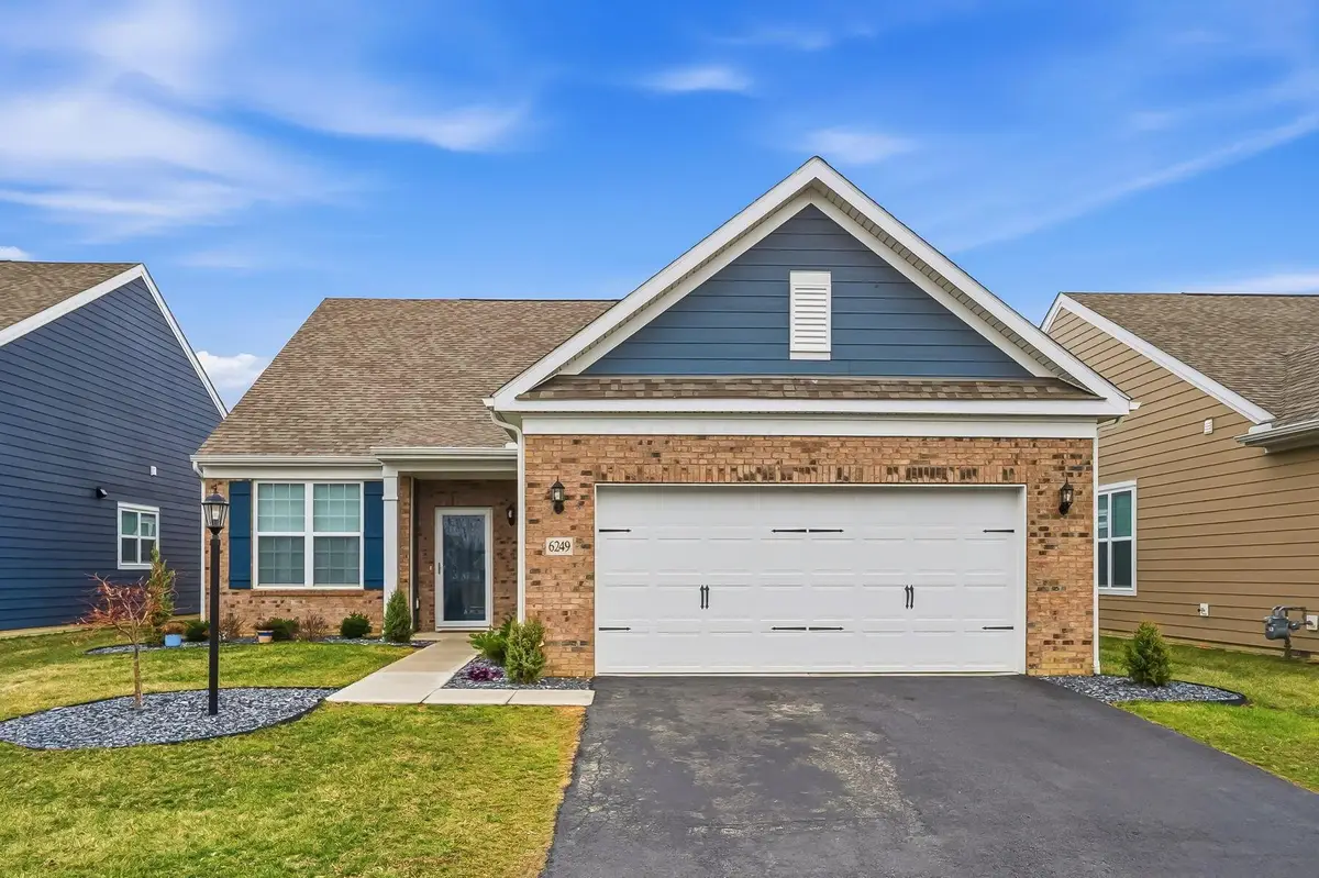 6249 Lawford Lane, Powell, OH 43065 - #1