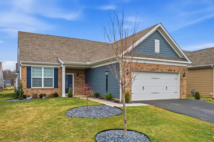 6249 Lawford Lane, Powell, OH 43065 - #2